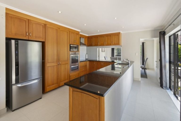 Photo of property in 29 Keywella Drive, Conifer Grove, Takanini, 2112