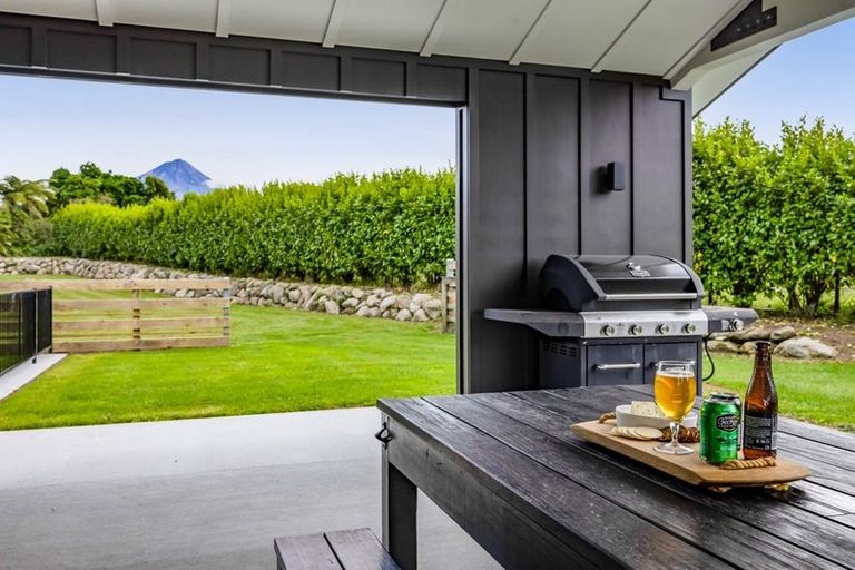 Photo of property in 423 Cardiff Road, Pembroke, Stratford, 4391