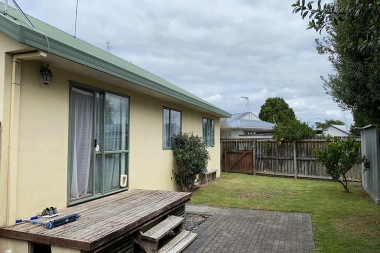 Photo of property in 15 Penney Green, Nawton, Hamilton, 3200