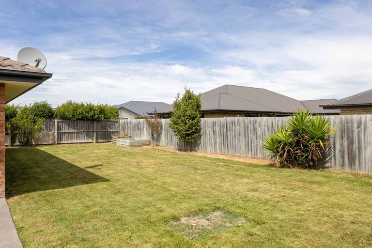 Photo of property in 12 Maple Place, Rangiora, 7400