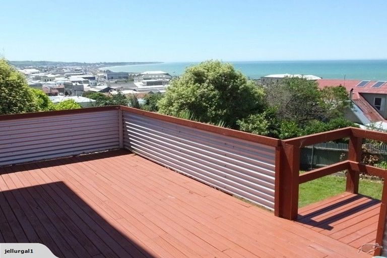 Photo of property in 35 Wharfe Street, South Hill, Oamaru, 9400