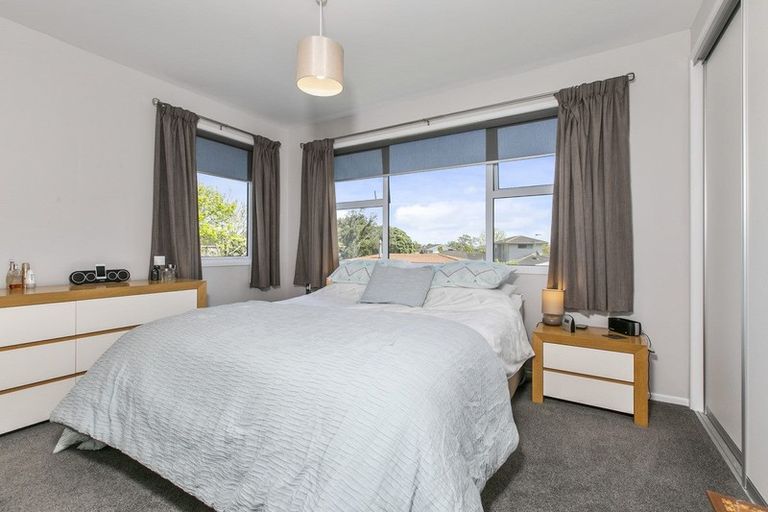 Photo of property in 80 Muir Avenue, Mangere Bridge, Auckland, 2022