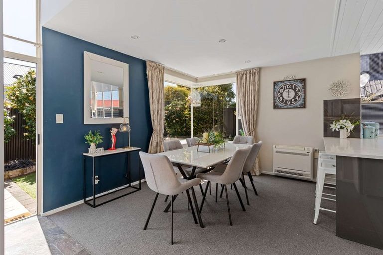 Photo of property in 72 Balrudry Street, Avonhead, Christchurch, 8042