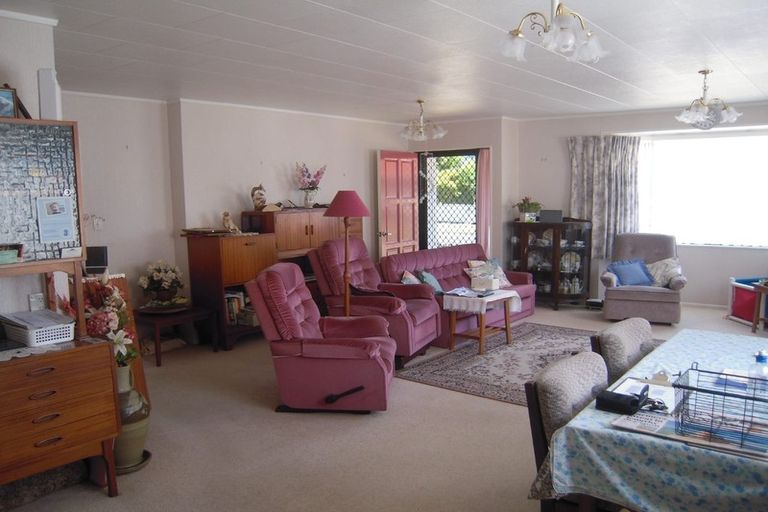 Photo of property in 13 List Street, Welbourn, New Plymouth, 4310