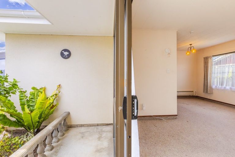 Photo of property in 2/29 Wellesley Road, Napier South, Napier, 4110