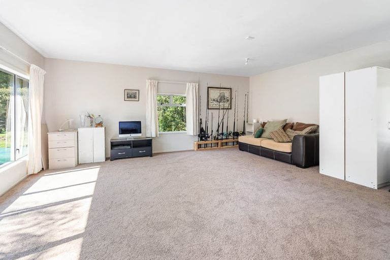 Photo of property in 1020 Ngunguru Road, Kiripaka, Whangarei, 0173