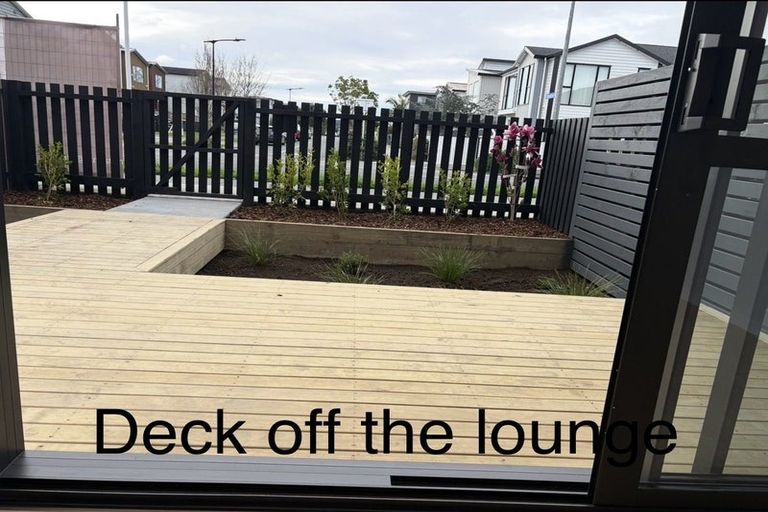 Photo of property in 28/14 Scott Road, Hobsonville, Auckland, 0616