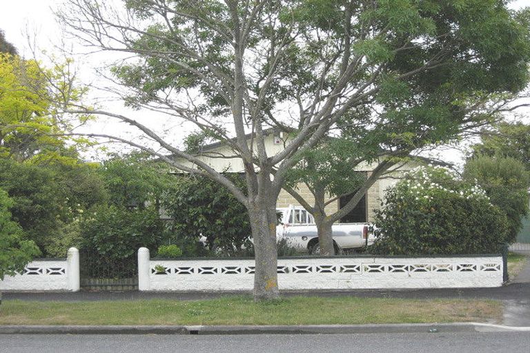 Photo of property in 100 Inwoods Road, Parklands, Christchurch, 8083