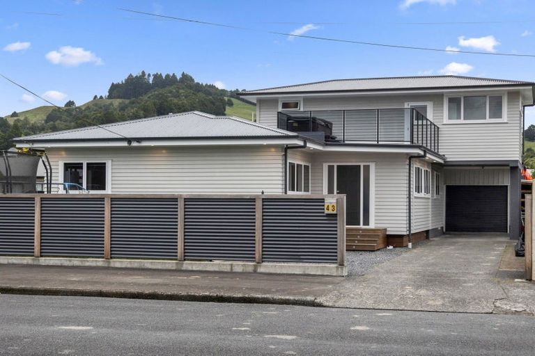 Photo of property in 43 Huia Street, Taumarunui, 3920