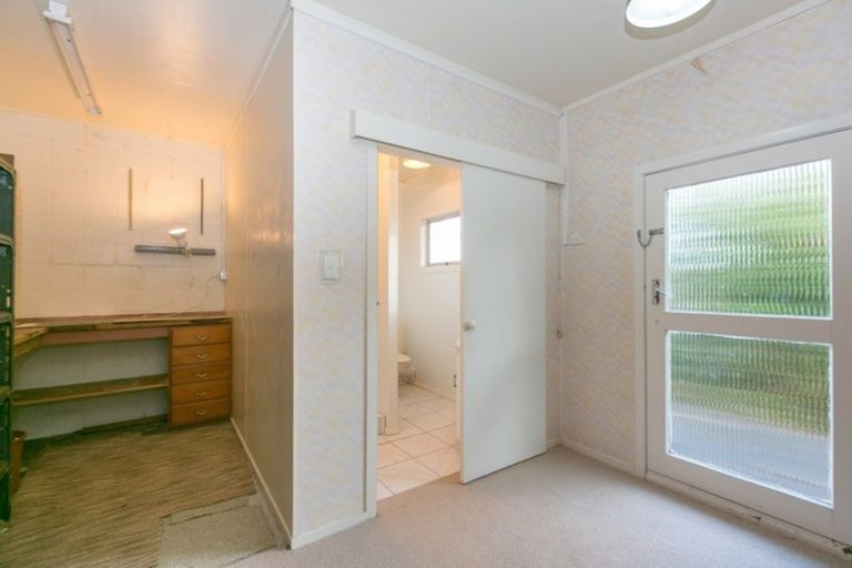 Photo of property in 28a Marchant Place, Westown, New Plymouth, 4310