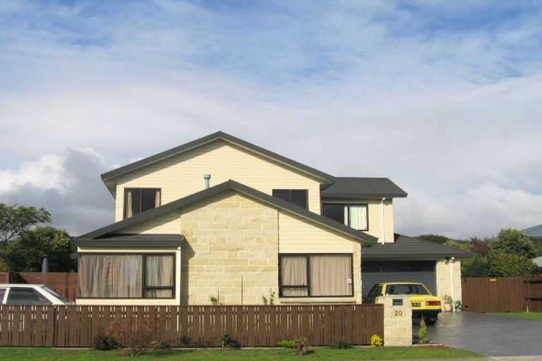 Photo of property in 20 Cedar Drive, Paraparaumu Beach, Paraparaumu, 5032