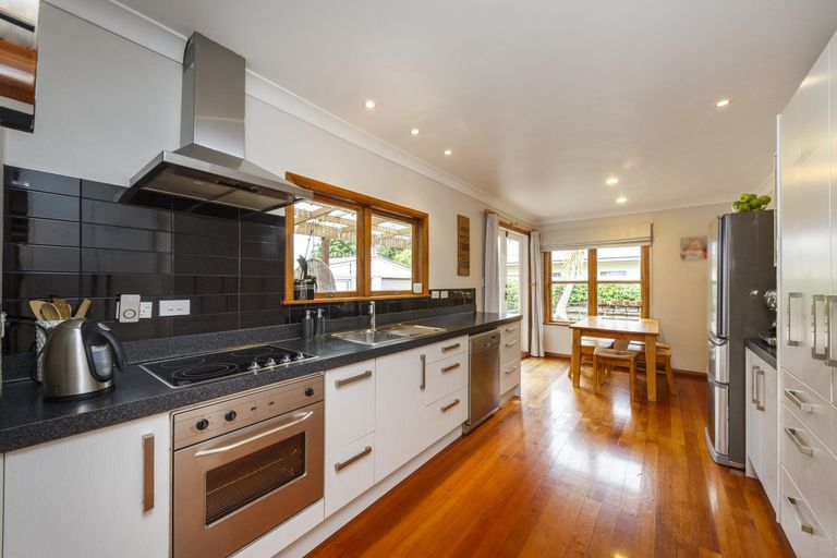 Photo of property in 67 Keeling Street, West End, Palmerston North, 4412