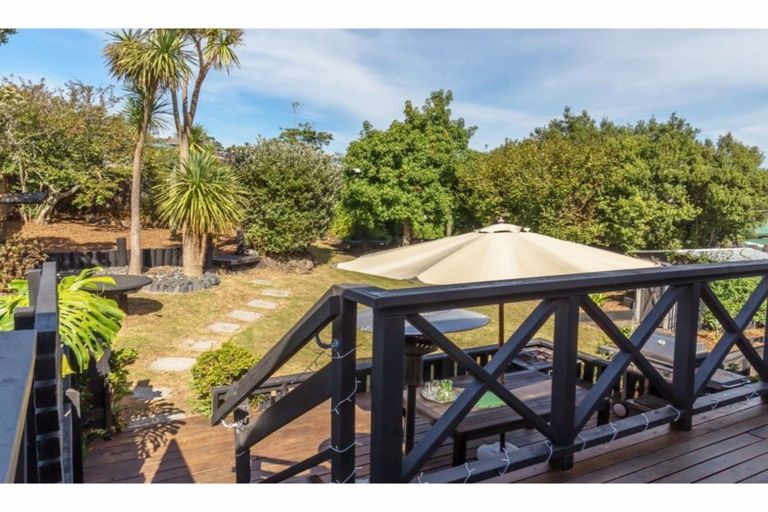 Photo of property in 10 Rishworth Avenue, Stanmore Bay, Whangaparaoa, 0932