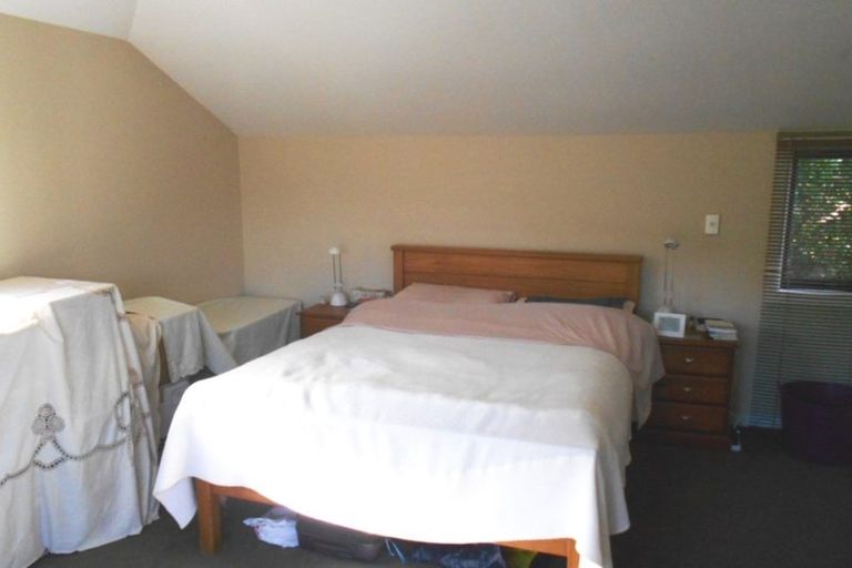 Photo of property in 52b Parkvale Road, Karori, Wellington, 6012