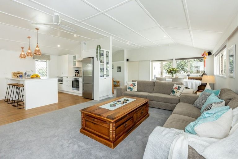 Photo of property in 22 Pukeko Place, Westshore, Napier, 4110