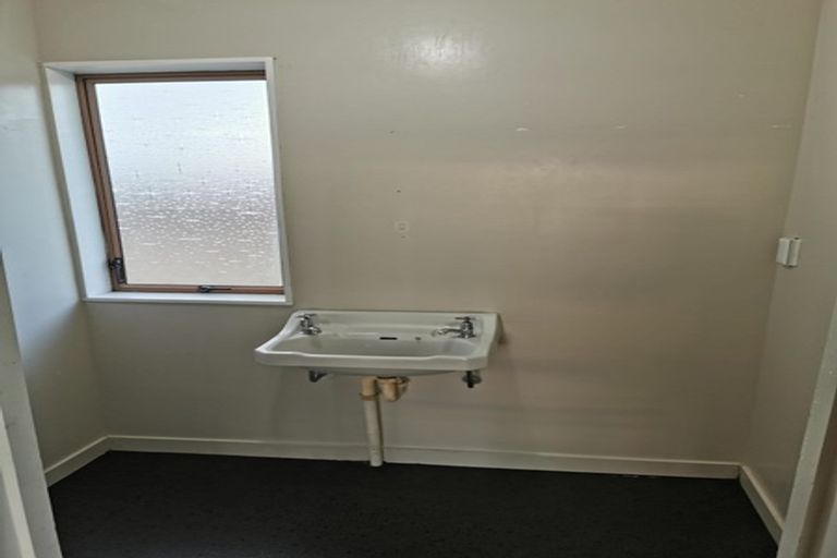 Photo of property in 1/382 Main Road North, Bay View, Napier, 4104