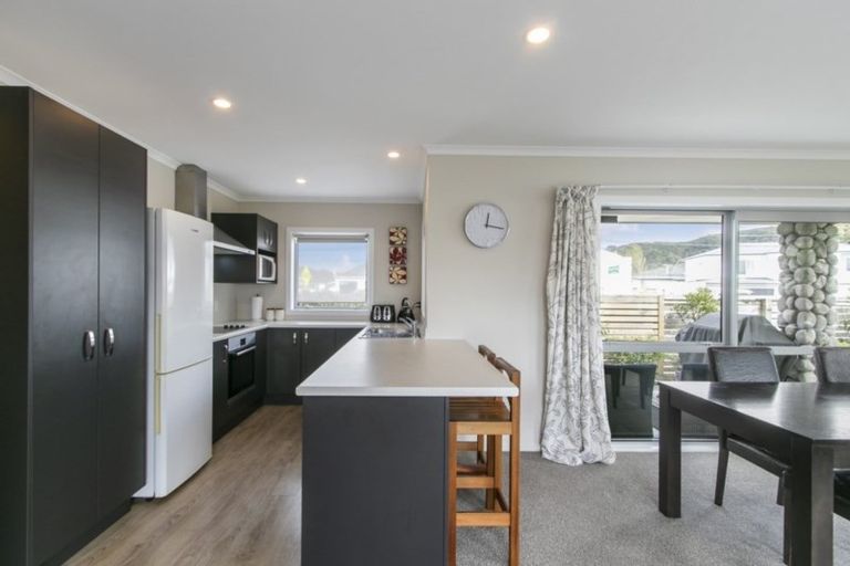 Photo of property in 14 Reubens Farm Lane, Taita, Lower Hutt, 5011