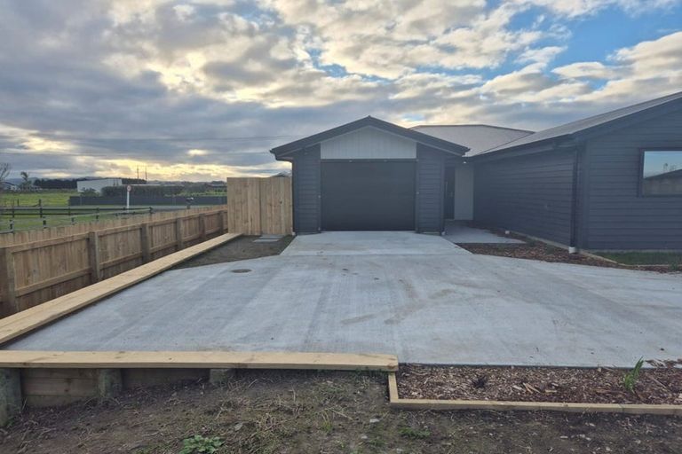 Photo of property in 8 Allan Avenue, Makauri, 4071