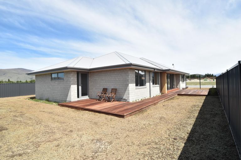 Photo of property in 39 Lakeland Avenue, Twizel, 7901