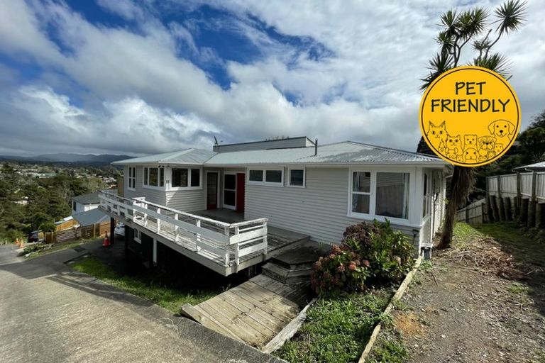 Photo of property in 11 Western View Court, Sunnyvale, Auckland, 0612