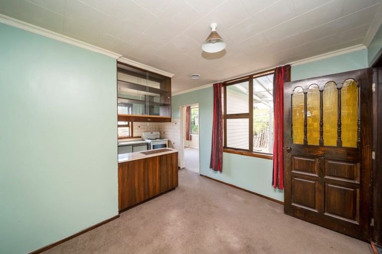 Photo of property in 115 Mangorei Road, Merrilands, New Plymouth, 4312