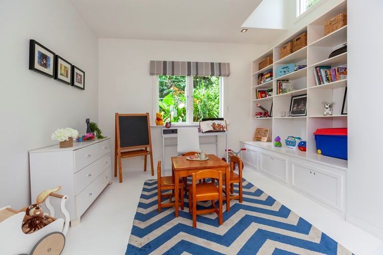 Photo of property in 20 Pingau Street, Paekakariki, 5034