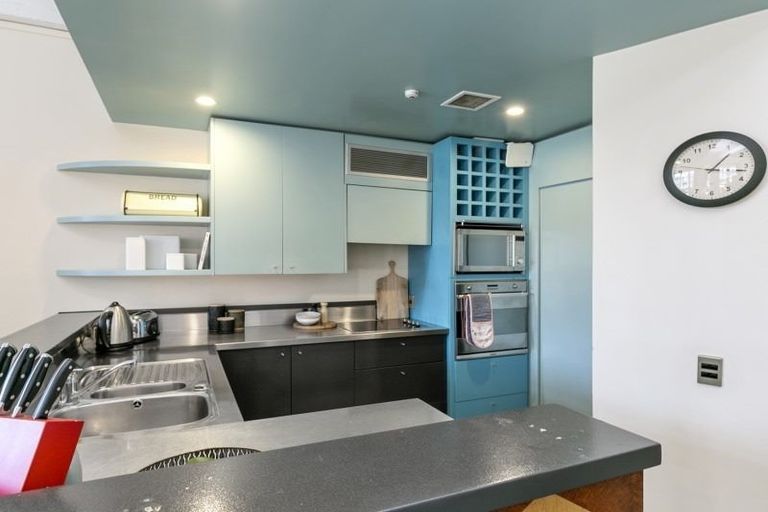 Photo of property in Dominion Apartments, 11/80 Victoria Street, Wellington Central, Wellington, 6011