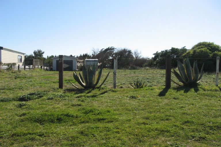 Photo of property in 21 Te Kiri Street, Himatangi Beach, Foxton, 4891