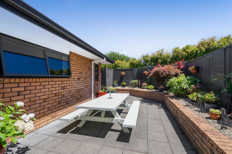 Photo of property in 32b Ainslee Street, Highlands Park, New Plymouth, 4312