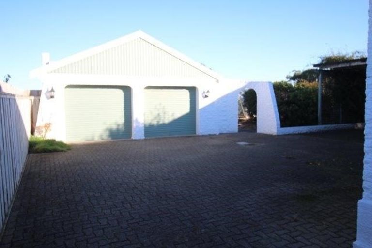 Photo of property in 71 Durham Street, Waikiwi, Invercargill, 9810