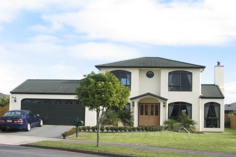 Photo of property in 9 Crannich Place, Wattle Downs, Auckland, 2103