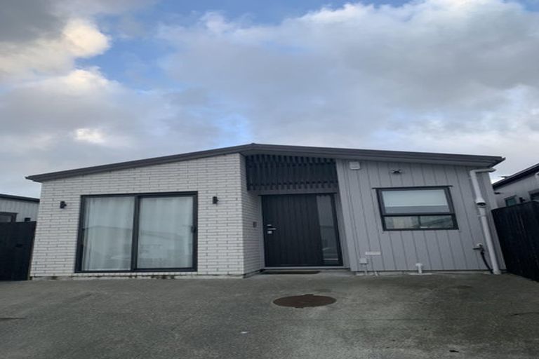 Photo of property in 32c Biokovo Street, Massey, Auckland, 0614