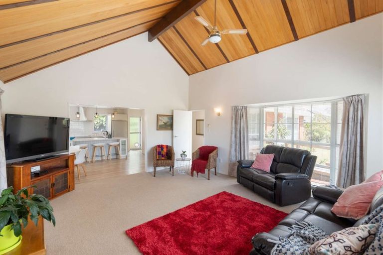 Photo of property in 248 Queenspark Drive, Parklands, Christchurch, 8083