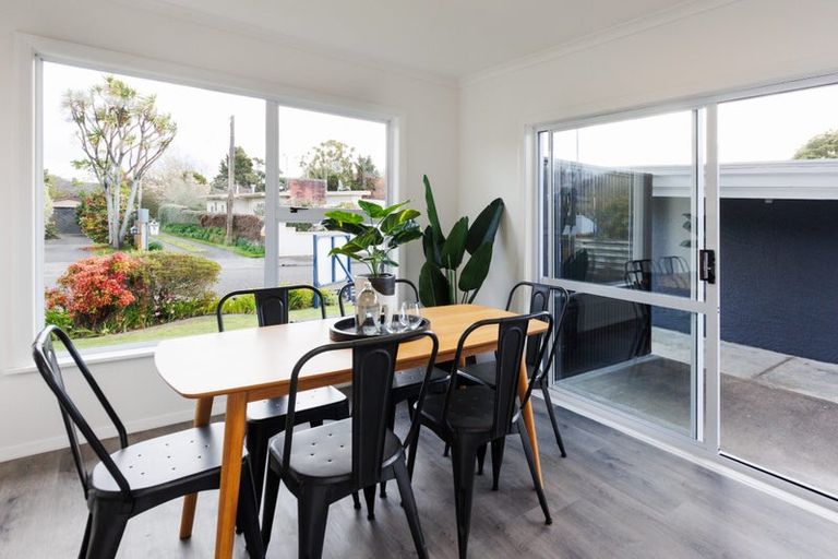 Photo of property in 6 Cremorne Avenue, Hokowhitu, Palmerston North, 4410