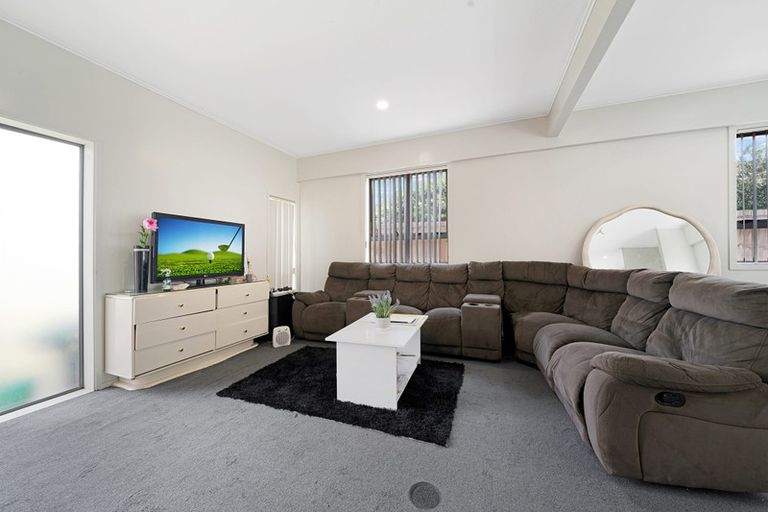 Photo of property in 26 Park Avenue, Papatoetoe, Auckland, 2025