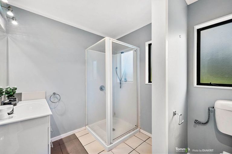 Photo of property in 32 Nassau Avenue, Grenada North, Wellington, 5028