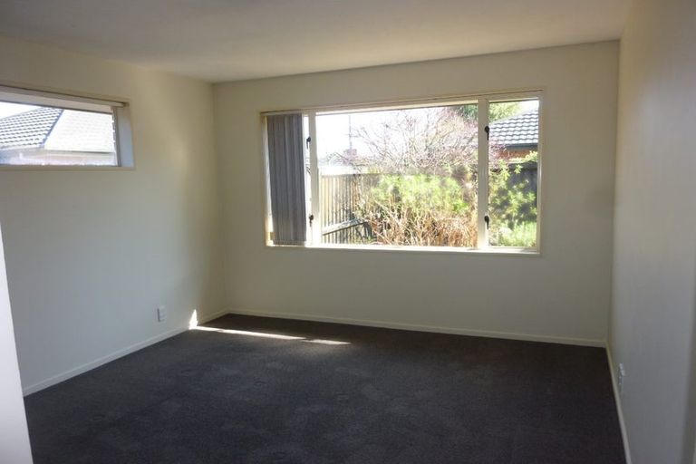 Photo of property in 2/30 Newnham Terrace, Upper Riccarton, Christchurch, 8041