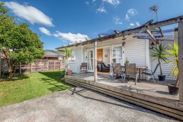Photo of property in 39a Harrington Road, Henderson, Auckland, 0610