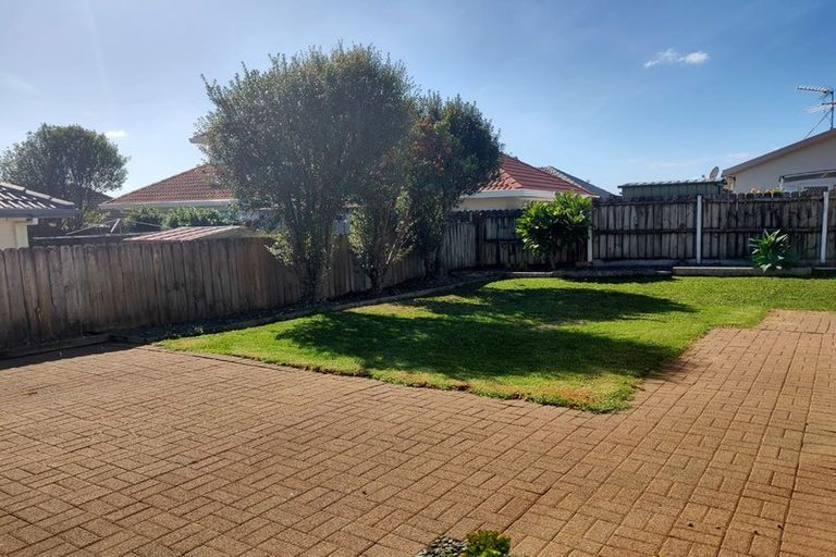 Photo of property in 63 Orangewood Drive, Northpark, Auckland, 2013