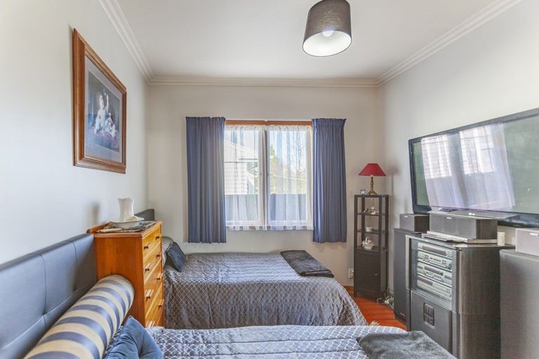 Photo of property in 205 Tudor Avenue, Mayfair, Hastings, 4122