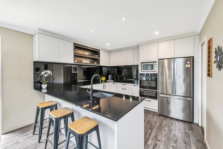 Photo of property in 13 Cressy Place, Darfield, 7510