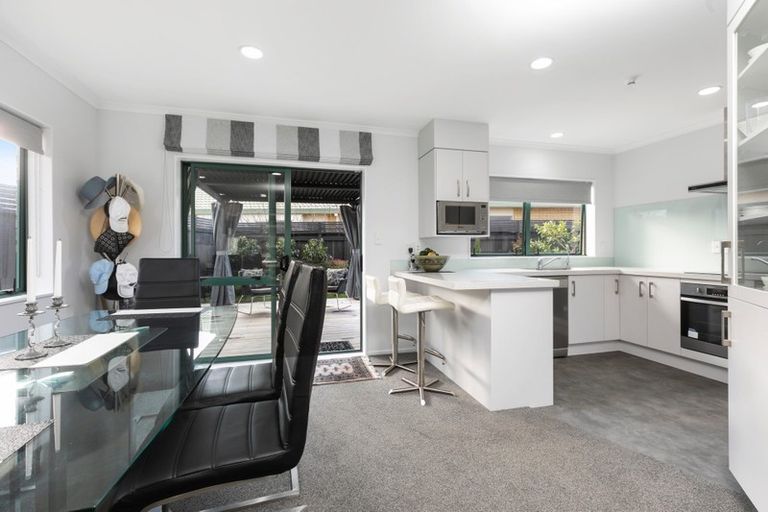 Photo of property in 39 Rosberg Place, Mount Maunganui, 3116