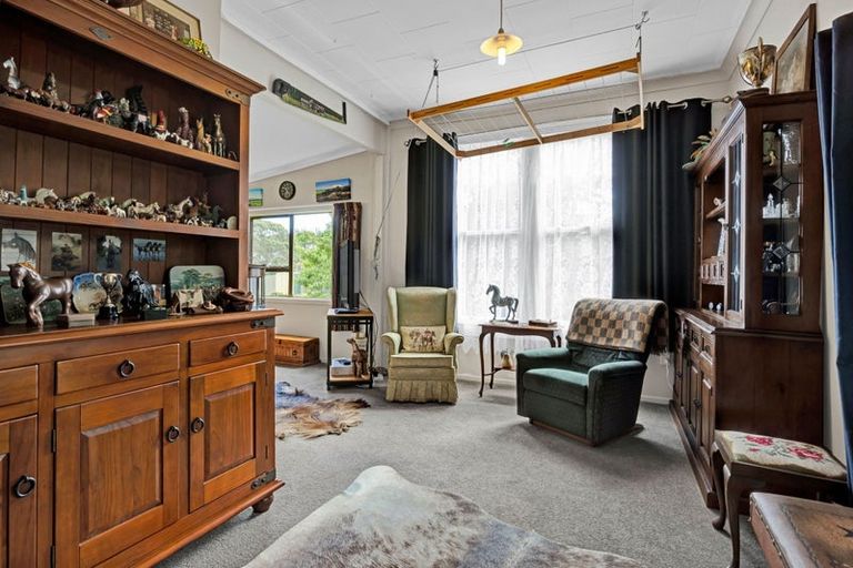 Photo of property in 1454 South Road, Kaitake, New Plymouth, 4374