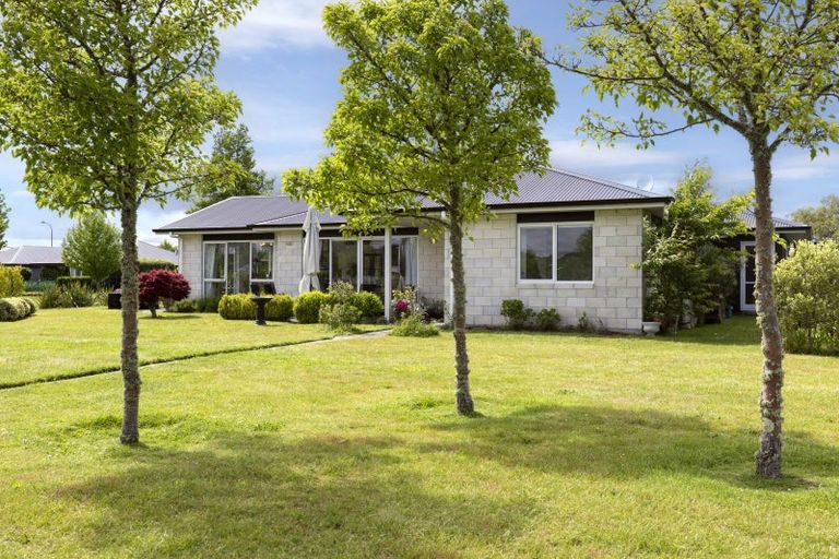 Photo of property in 11 Maison Way, Rangatira Park, Taupo, 3330