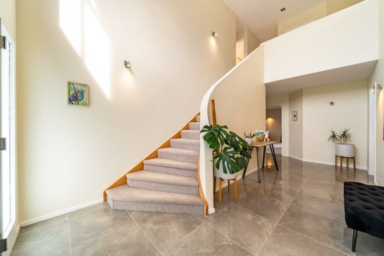 Photo of property in 9 Molyneux Close, Whitby, Porirua, 5024