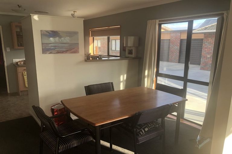 Photo of property in 2/300 Saint Aubyn Street, New Plymouth, 4310