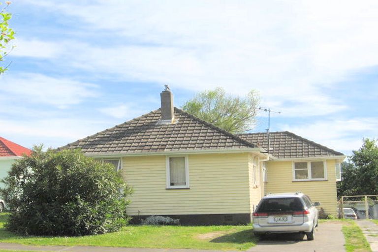 Photo of property in 14 Cambridge Terrace, Kaiti, Gisborne, 4010