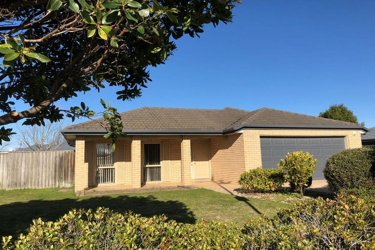 Photo of property in 14 Joe Burns Place, Wigram, Christchurch, 8042