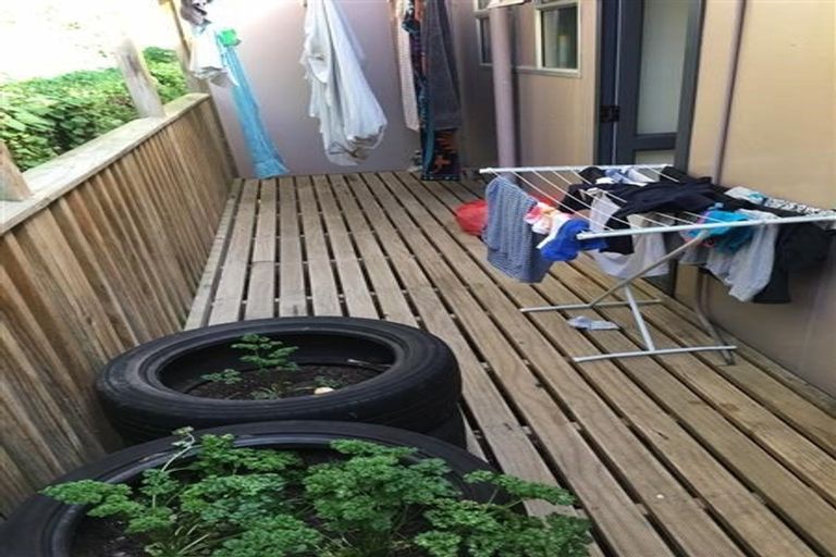 Photo of property in 6/57 Carrington Street, Lower Vogeltown, New Plymouth, 4310