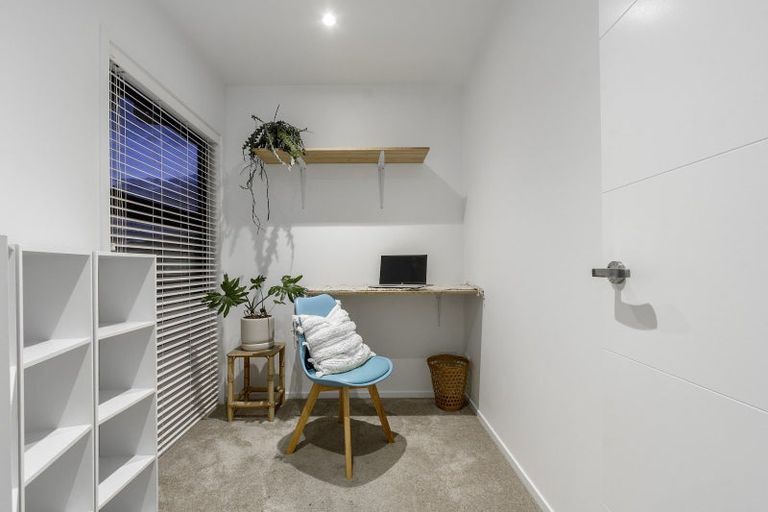 Photo of property in 8 Senecio Way, Papamoa Beach, Papamoa, 3118